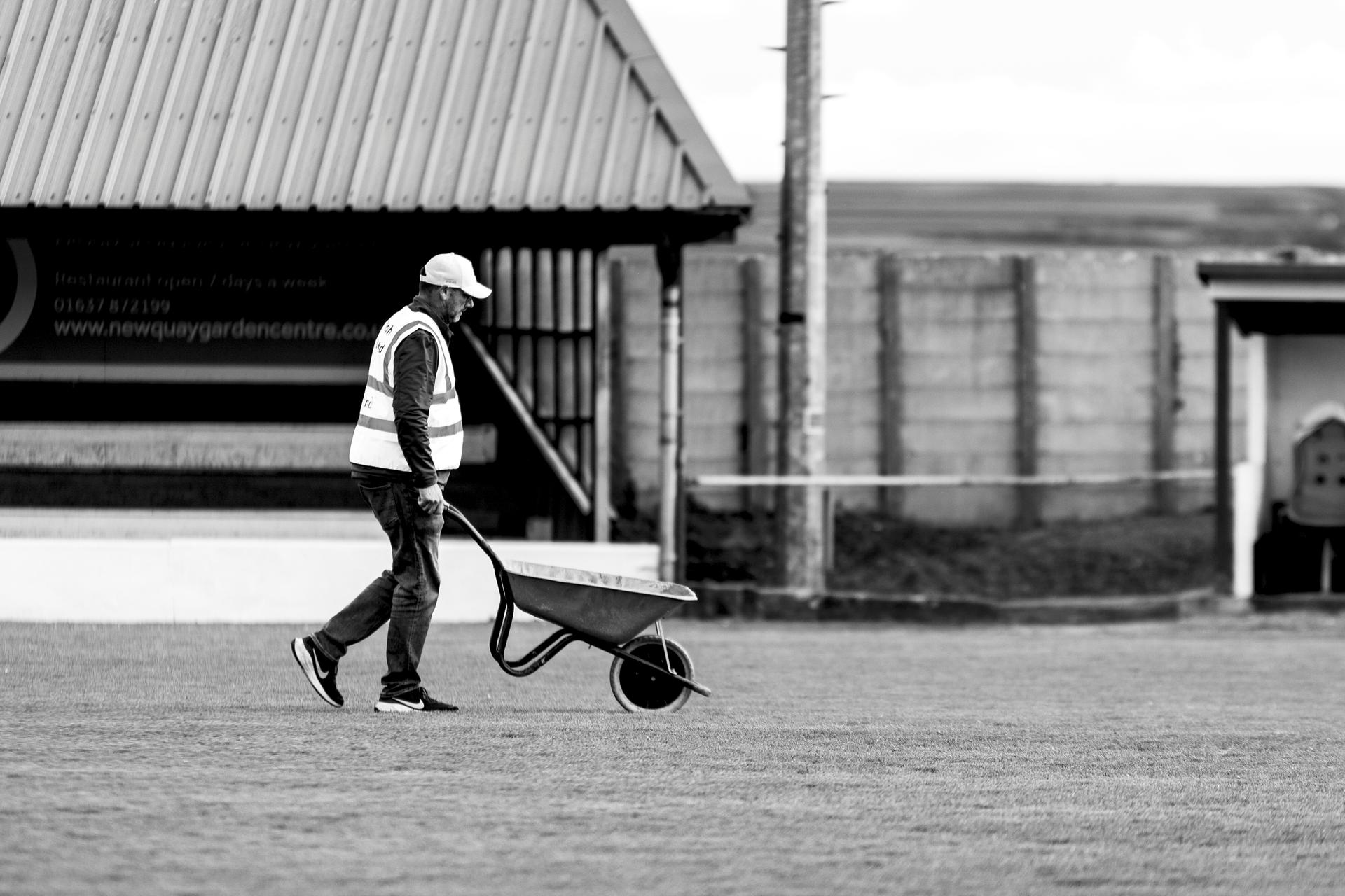 Dan Kendle, course manager at Newquay Golf Club and groundsman at Mount Wise
